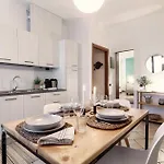 Apartmán Il Lauro - By Myhomeincomo