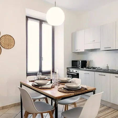 Appartement Il Lauro - By Myhomeincomo