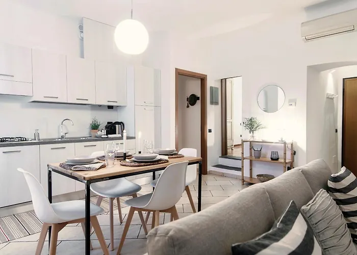Apartmán Il Lauro - By Myhomeincomo