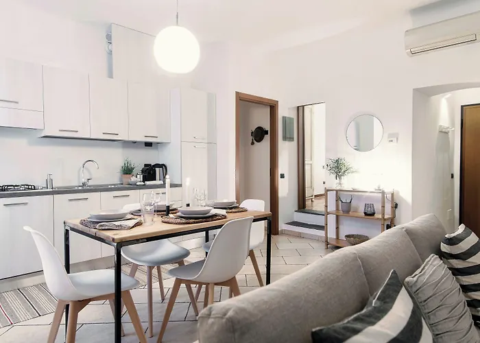 Apartmán Il Lauro - By Myhomeincomo